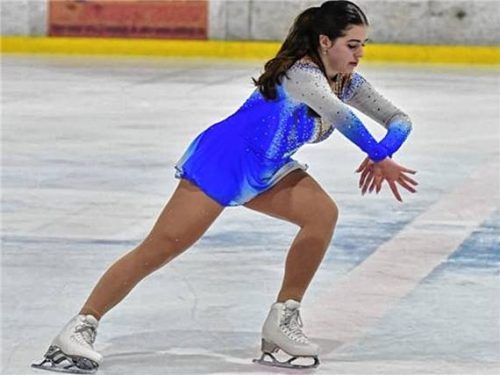 Vanessa Micelli (ERC Bad Aibling) beendete ihre Eislaufkarriere mit dem dritten Platz. Foto mk-Sportphoto