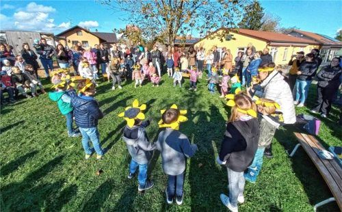 Voll belegt ist der Kindergarten. Im Waldkindergarten sind noch Plätze frei.