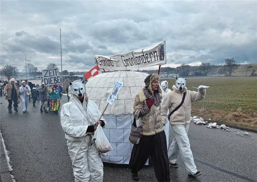 Vom äußersten Westen zog sich der Haager Gaudiwurm bis zum Bräuhausplatz.