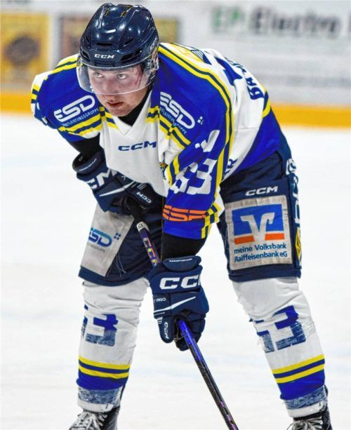 Waldkraiburgs Leander Ruß wurde mit dem Hubschrauber ins Krankenhaus gebracht und dort auf die Intensivstation verlegt.Foto Yasmin Neumann