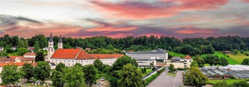 Wunderschöne Abendstimmung über Gars am Inn. Foto Gemeinde Gars