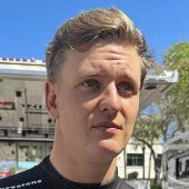 Aus in Kurve vier: Schumacher-Frust nach Indy-Debüt