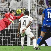 Alles surreal bei Real