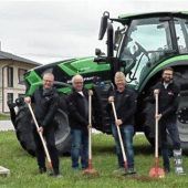 Spatenstich für Auslieferungs- und Montagehalle