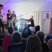 Lyrische Klangreisen im Gimplkeller