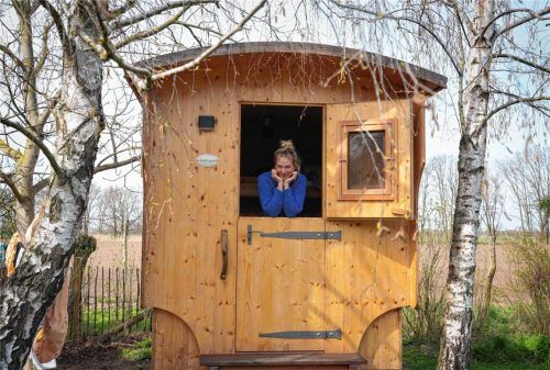 Auch so kann Urlaub auf dem Bauernhof aussehen: Immer mehr Anbieter setzen auf individuelle Quartiere wie Schäferwagen, Fass oder ähnlich Kuscheliges. Foto Soeren Stache