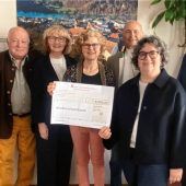 Spende über 9.000 Euro für den Kinderschutzbund