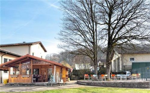 Clubhaus und Sonnenterrasse erstrahlen in neuem Glanz. Foto Christian Gerstner