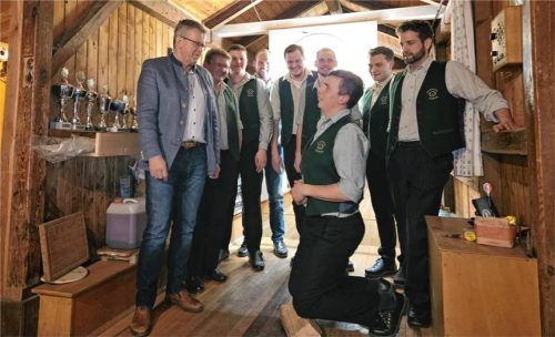 Das Schirmherrenbitten des Burschenvereins Schönau. Foto re