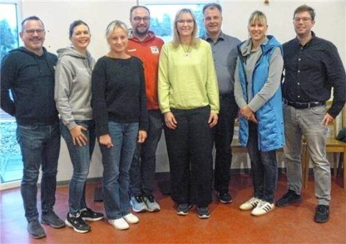 Das Vorstandsteam der Waldkraiburger „Piranhas“Foto Fischer