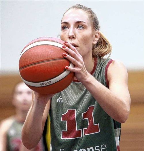 Das Ziel fest im Blick: Sophie Perner kann mit den Sportbund-Damen ins Finale einziehen.Foto Fehrmann