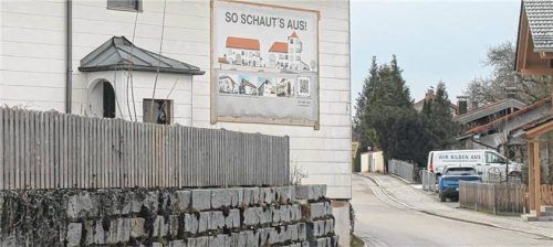Der Seeon-Seebrucker Gemeinderat steht zu 100 Prozent hinter dem geplanten Wohnhof-Projekt an der Seestraße in Seeon und hat den Bebauungsplan in der jüngsten Sitzung als Satzung beschlossen Foto ga
