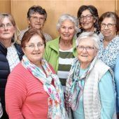 Vier männliche Mitglieder bei den Frauen