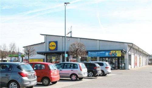 Die Lidl-Filiale an der Rosenheimer Straße in Kolbermoor soll noch 2026 erweitert werden. Foto Riediger