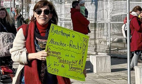 Die Rosenheimer Psychotherapeutin Peggy Behrendt ist über die Entscheidung, dass das Honorar gekürzt wird, fassungslos und traurig. Foto Privat