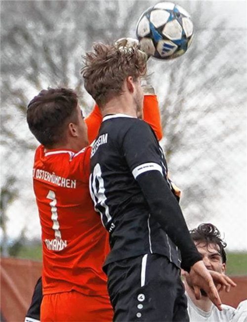 Die SG Reichertsheim-Ramsau/Gars (rechts Severin Hubl) möchte weiter Höhenluft schnuppern. Foto Walter Semerad