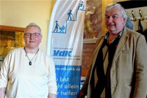 Die VdK-Frauenbeauftragte Ani Pitsch (links) und Referent Rudolf Siegmund. Foto Fischer