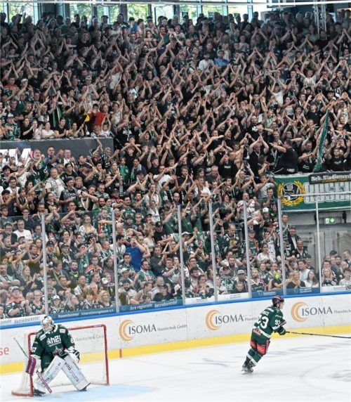 Die Vorfreude an der Mangfall steigt: Das Play-off-Viertelfinale gegen die Eisbären Regensburg steht vor der Tür.Foto Hans-Jürgen Ziegler