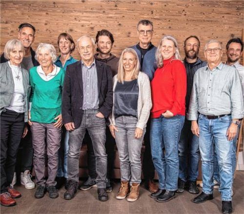 Diese Frauen und Männer gehen bei der Kommunalwahl für „Bürger für Prien“ ins Rennen. Foto re