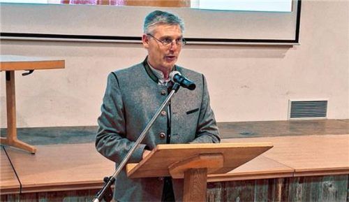 Dritter Bürgermeister und erster Listenplatzkandidat Robert Perl bei seiner Vorstellung. Foto © WGG