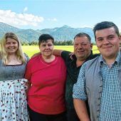 Ein Dorf hilft seinen Kindern