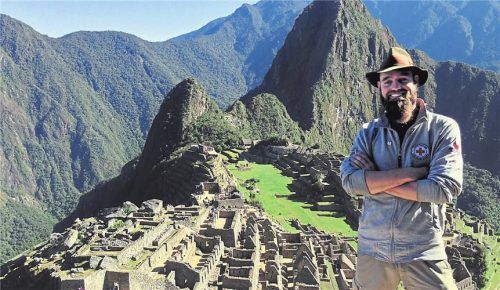 Faszination Peru: Thor Pedersen schaute sich auf der Weltreise auch Machu Picchu an. Tipp: Buch „The Impossible Journey“ (Malik, l.).Fotos Thor Pedersen, Malik Verlag