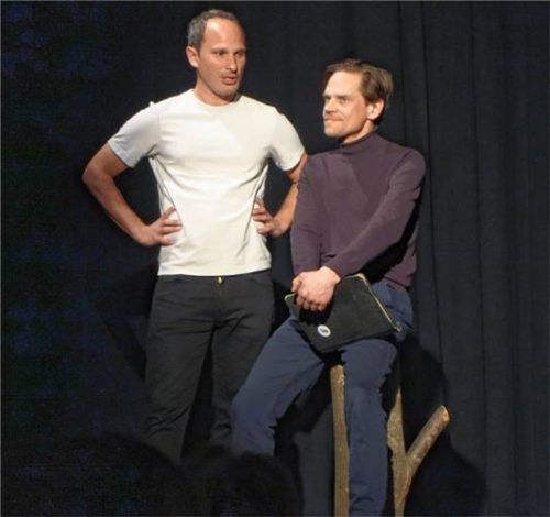 Faszinierten mit ihrer Bühnenpräsenz: Benedikt Zimmermann (links) und Andreas Schwankl. Foto Füchtner