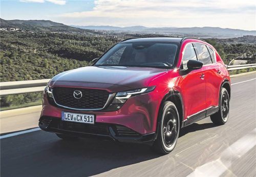 Höher, kantiger, sportlicher: Bei der Überarbeitung hat der Mazda CX-5 in allen Bereichen zugelegt. Foto MAZDA