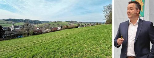 In der Aschauer Lärchenstraße soll nachverdichtet werden. Anwohner sehen die Pläne aber kritisch. Bürgermeister Christian Weyrich erklärt, weshalb der Gemeinderat den Plänen zugestimmt hat. Foto Lohmann/Höpfinger