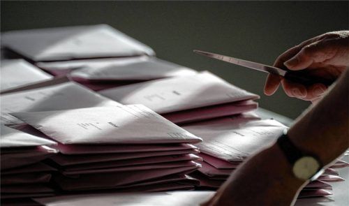 In Rosenheim scheinen zahlreiche Briefwahlunterlagen nicht angekommen zu sein. Gründe dafür könnte es mehrere geben. Foto DPA