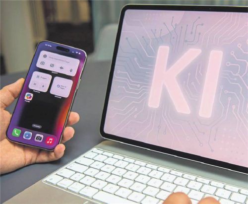KI bleibt, der Mensch auch: Wer KI-Kompetenzen an den Tag legt, ist für die Zukunft gewappnet. Foto NICO TAPIA/DPA-TMN