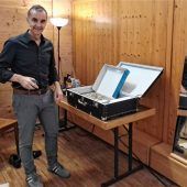 Der neue Prediger bei der Starkbierprobe