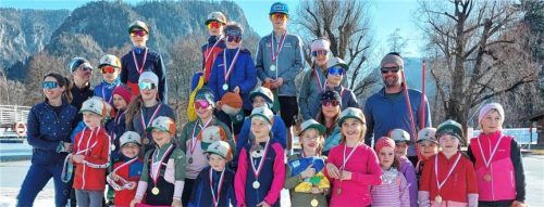 Lauter Sieger: In Inzell gingen die Kinder bei der Clubmeisterschaft in die Langlaufloipe. Foto Wegscheider