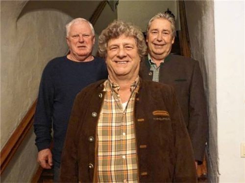 Pflegen gute Beziehungen: der Vorsitzende der Jagdgenossenschaft Thomas Osner, Jagdpächter Hans Pfaffinger und Jagdpächter Thomas Wandinger (von links). Foto Sutherland