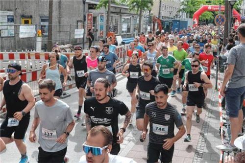 Profis und Hobbyläufer können am Rosenheimer Citylauf teilnehmen.Foto Stuffer