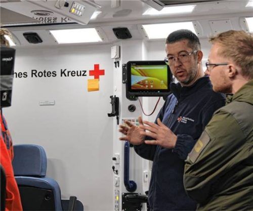 Schulung auf das Telenotarzt-System.Foto Bayerisches Rotes Kreuz