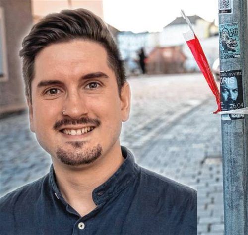 Simon Johannes Pfeifer ist psychologischer Psychotherapeut und Gebietskoordinator des „Krisendienstes Psychiatrie Oberbayern“. Er spricht über schnelle Hilfen in psychischen Ausnahmesituationen. Foto Montage/Krisendienst Psychiatrie Oberbayern