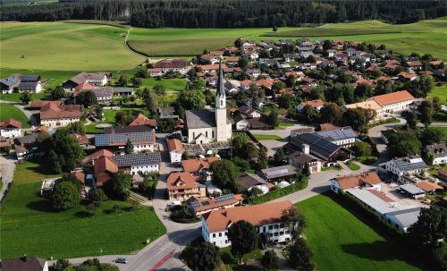 Trotz vieler Projekte soll die Gemeinde Pittenhart 2028 voraussichtlich schuldenfrei sein.Foto Künzner-Hingerl