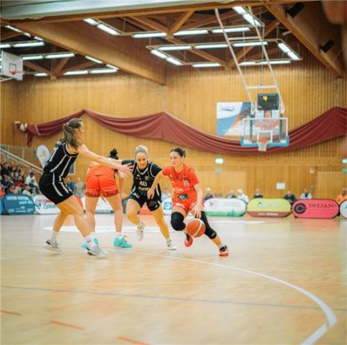 Wasserburgs Alejandra Mastral steuerte sieben Punkte zum Auswärtssieg bei.Foto Leo Bauer