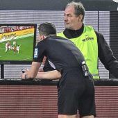 Abseits: Kommt es zur Revolution?