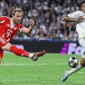 Kane beißt auf die Zähne