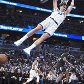 Orlando: Wagner hebt wieder ab