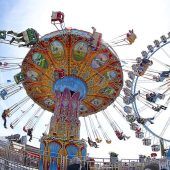 Frühlingsfest: Aufbau läuft auf Hochtouren