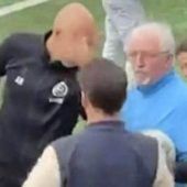 Robben schubst Moderator