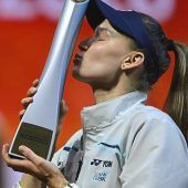 Sie hat es wieder getan