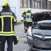 Drei Verletzte bei Auffahrunfall
