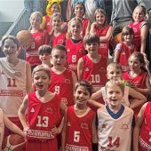 U10 Mannschaft in neuen Trikots