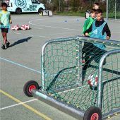 DFB-Mobil in der Schule