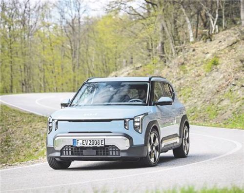 Abrundung nach unten: Der Kia EV2 ist das Einstiegs-SUV des vollelektrischen Modellportfolios der Hyundai-Tochter. Foto KIA