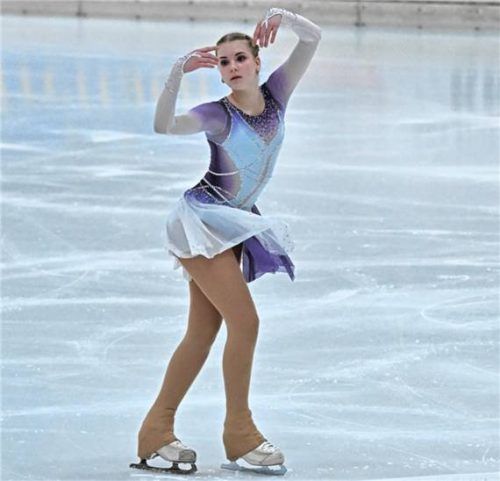 Alina Farenbruch (SV Pang) startete beim Allgäu-Cup gegen nationale Konkurrenz.Foto Luca Tonegutti